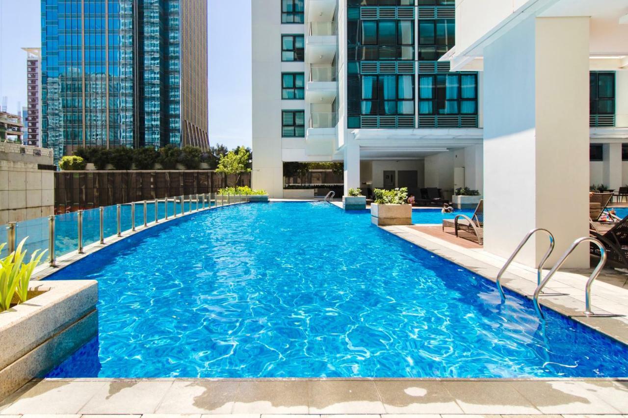 One Uptown Residence Bgc Pateros Esterno foto