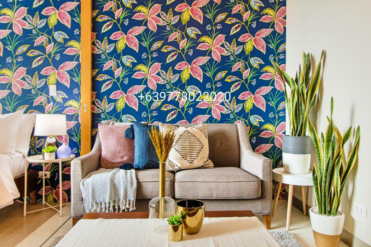 One Uptown Residence Bgc Pateros Esterno foto