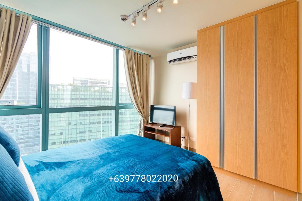One Uptown Residence Bgc Pateros Esterno foto